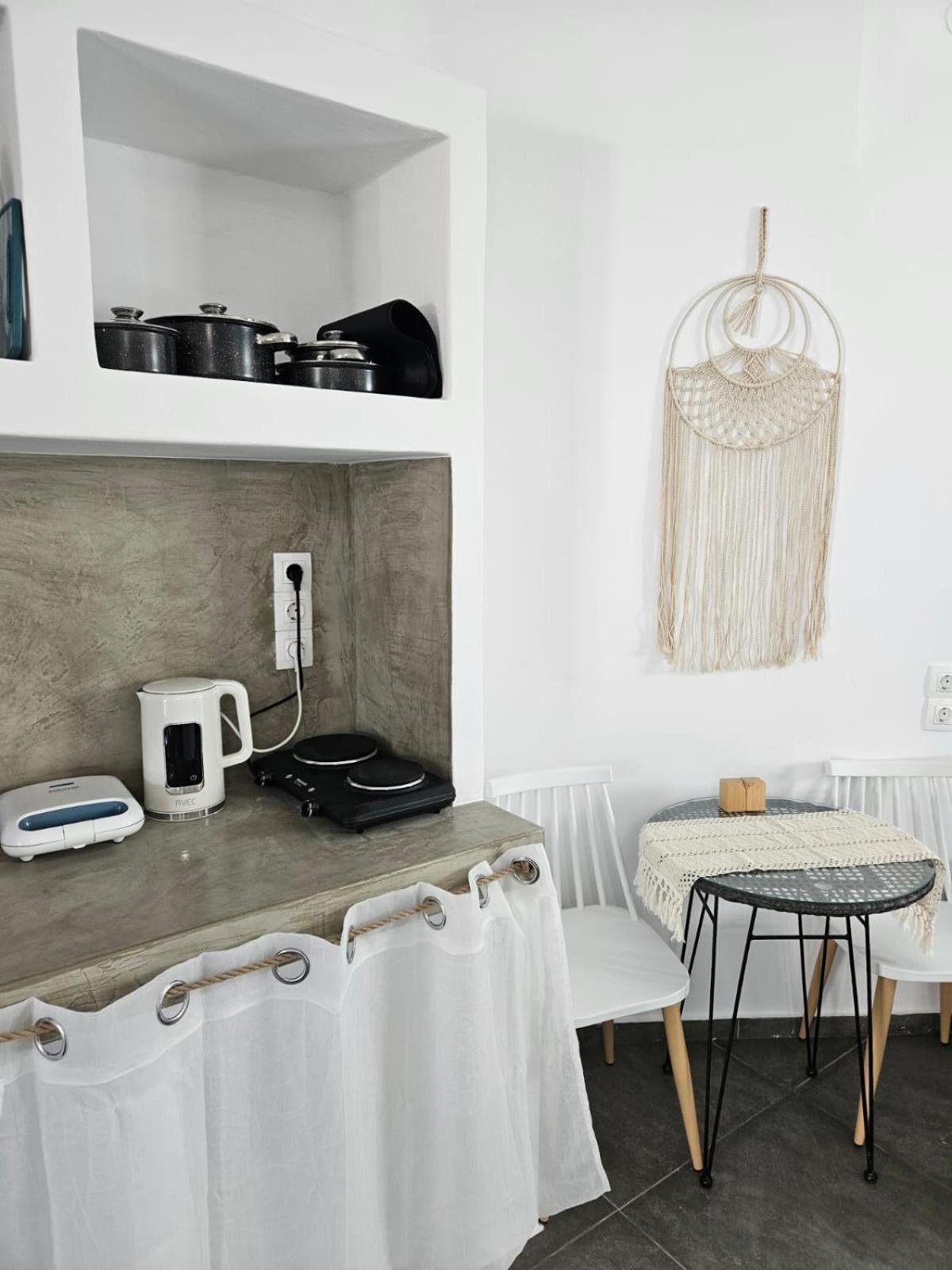 Eris Studios Adamantas  Buitenkant foto